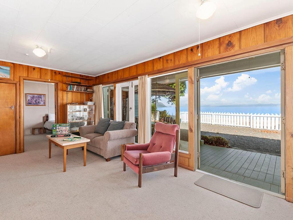 Lake Edge Cottage - Waitahanui Holiday Home Exterior photo